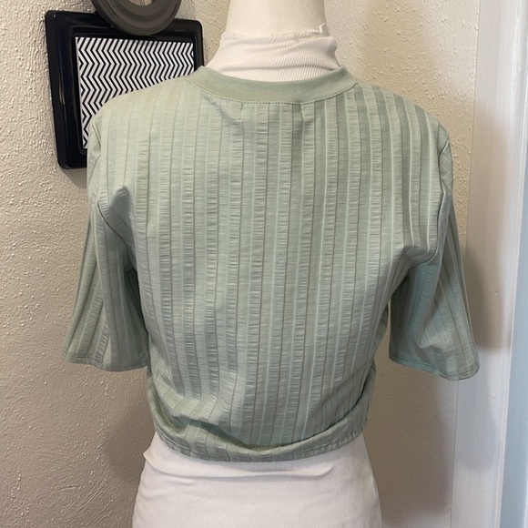 Jonathan Simkhai Mint Green Button Down Crop Top Size M - Picture 2 of 14